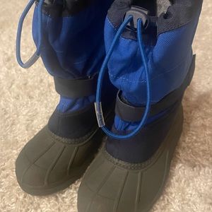 Boys Columbia Snow Boots